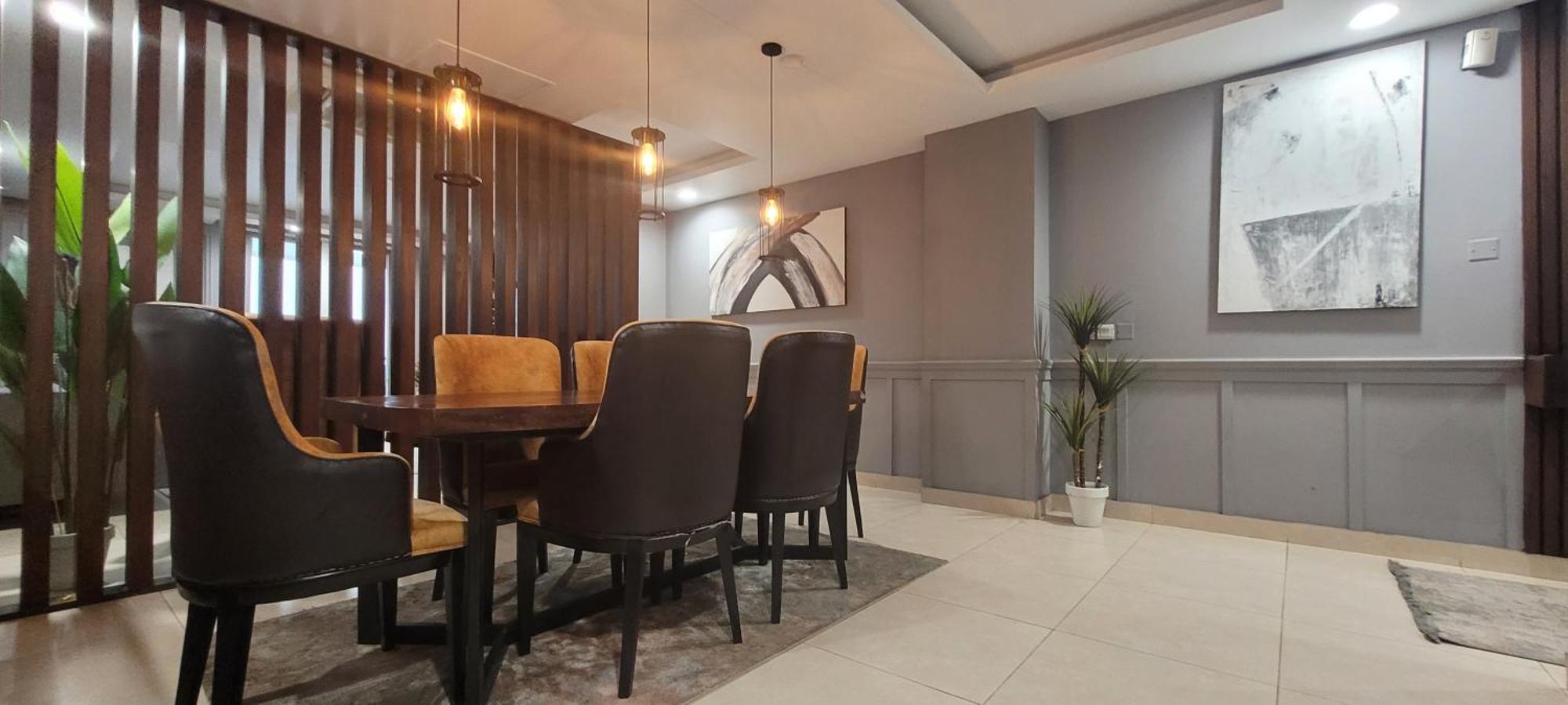 Goldcrest Luxury Apartments Lahore Bagian luar foto