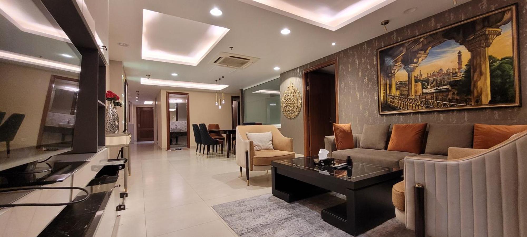 Goldcrest Luxury Apartments Lahore Bagian luar foto