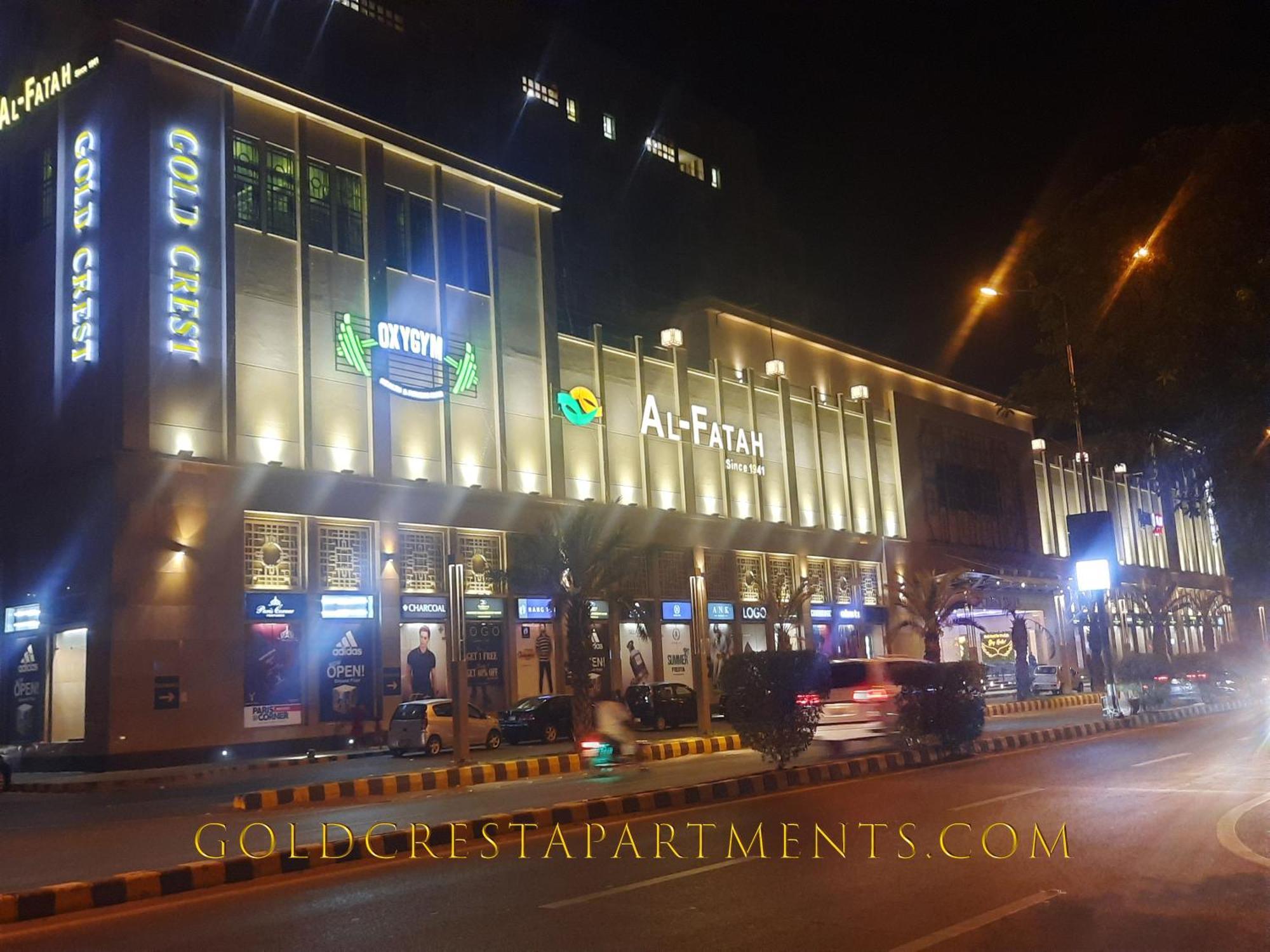 Goldcrest Luxury Apartments Lahore Bagian luar foto