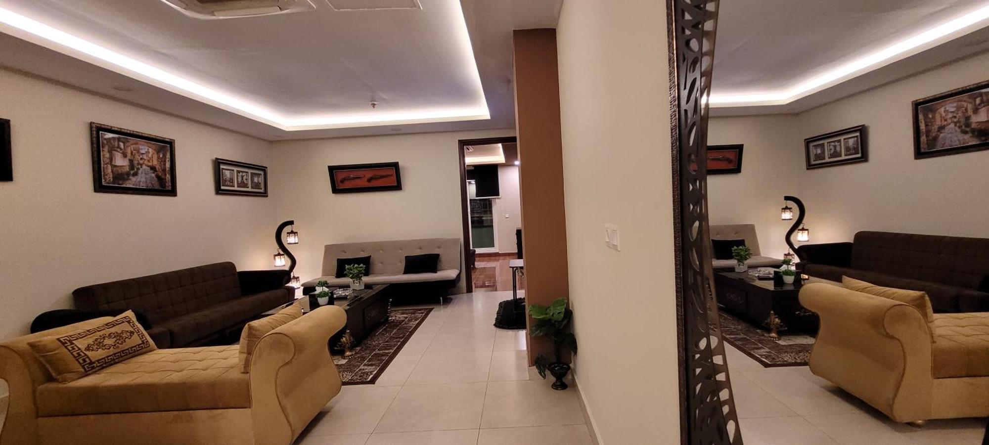 Goldcrest Luxury Apartments Lahore Bagian luar foto