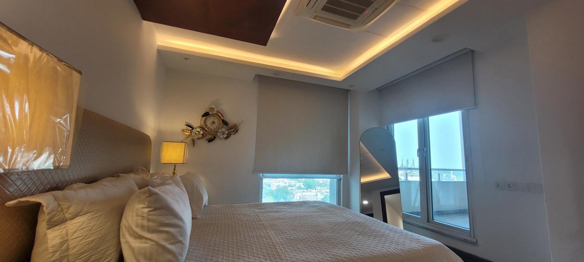 Goldcrest Luxury Apartments Lahore Bagian luar foto